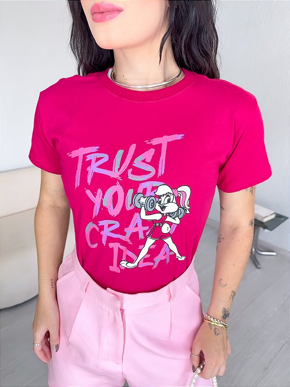TSHIRT NO ALGODÃO GOLA NA RIBANA LOLA FIT - ROSA PINK