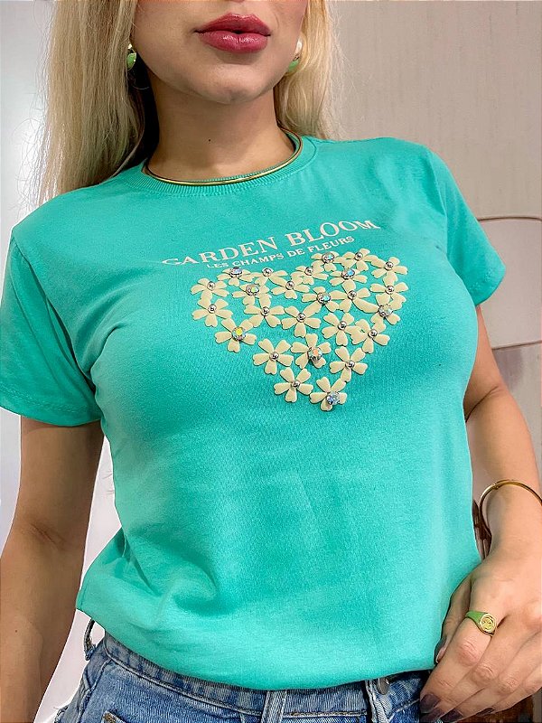 TSHIRT NO ALGODÃO GOLA NA RIBANA CORAÇÃO ALTO RELEVO-VERDE ÁGUA