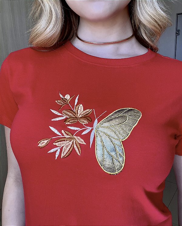 TSHIRT BORDADA BORBOLETA - VERMELHA