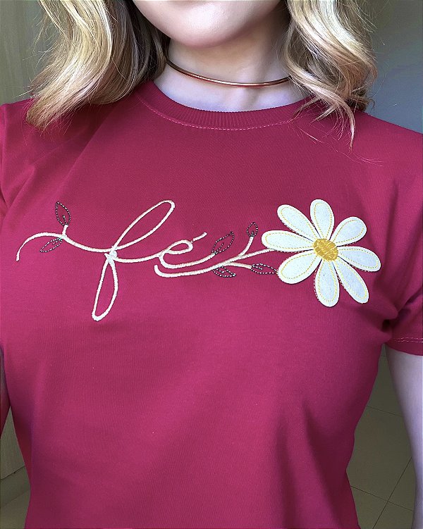 TSHIRT BORDADA FÉ - ROSA PINK