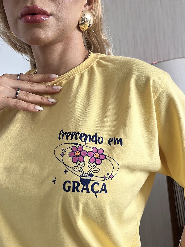 MAX TSHIRT UNISSEX MENEGOTTI CRESCENDO EM GRAÇA - AMARELO