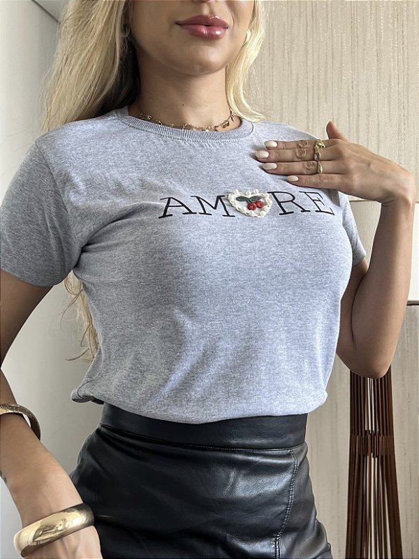 TSHIRT AMORE CEREJA - CINZA