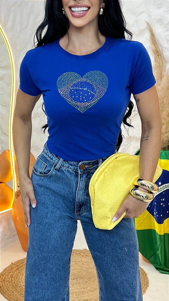 TSHIRT BRASIL BANDEIRA CORAÇÃO PEDRARIA -AZUL