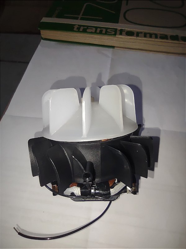 MOTOR 127V COM HELICE PARA SECADOR RM-D18(EXTREME)