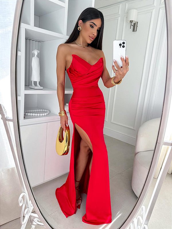 Vestido California vermelho cereja + Clutch brinde