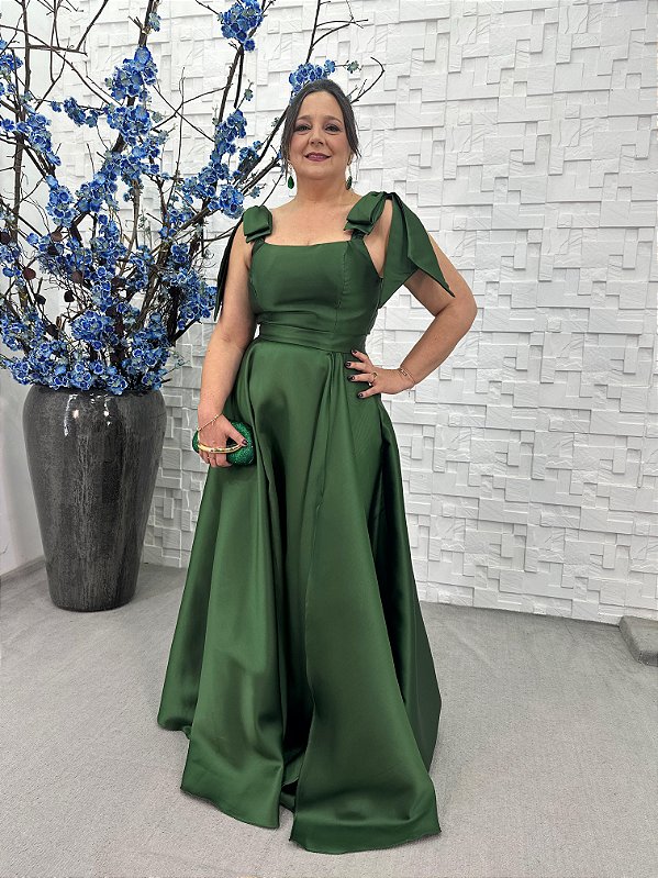 Vestido Kaely verde oliva + Clutch Brinde