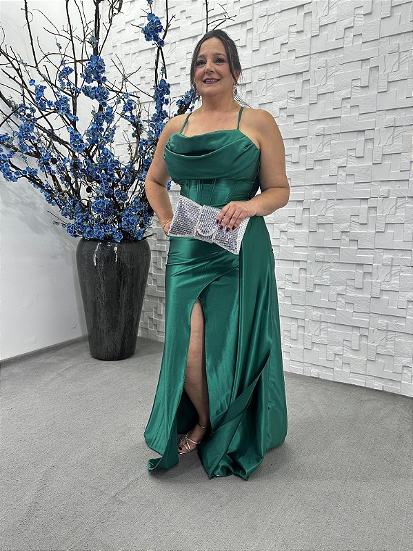 Vestido Samara Verde esmeralda + Clutch Brinde