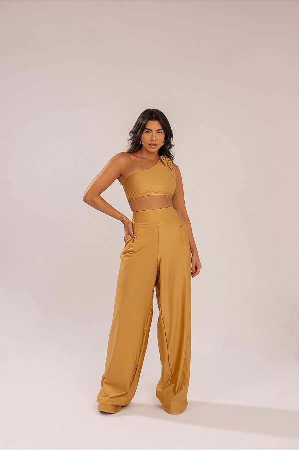 CALÇA PANTALONA COM PREGAS E BOLSO