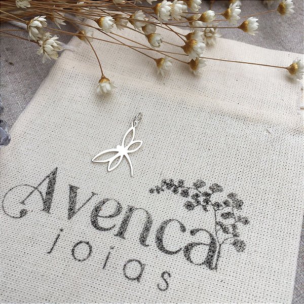 PINGENTE LIBÉLULA VAZADA