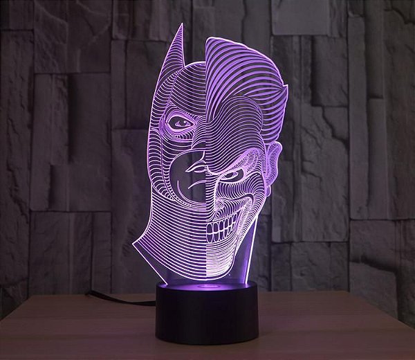 Luminária LED 3D em Acrílico - 16 cores + Controle. Batman x Joker (Coringa)
