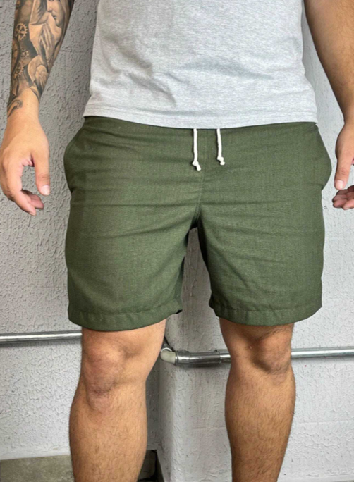 SHORTS EM LINHO PREMIUM - VERDE MILITAR