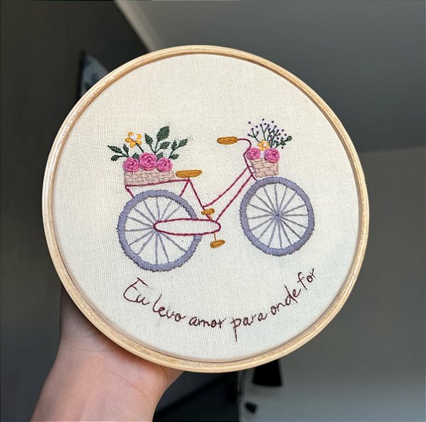 Kit para Bordar "Bicicleta"