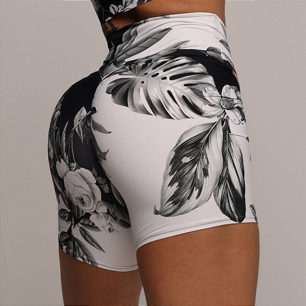 Shorts Jump Empina BumBum - Estampa Floresta Negra
