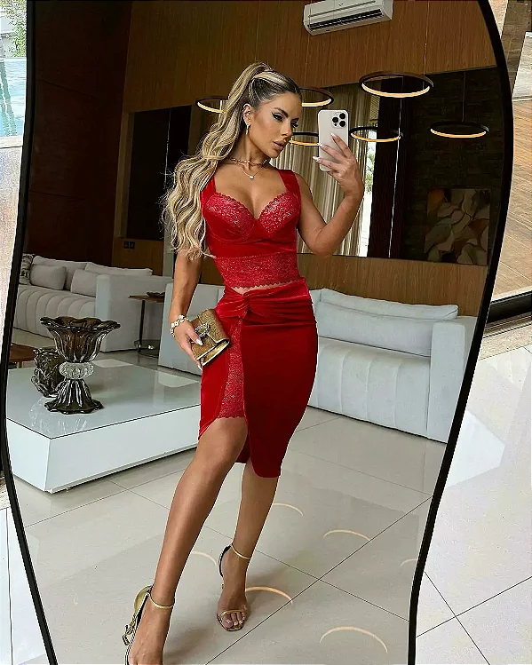 Conjunto Luxo La Passione Vermelho em Renda Francesa