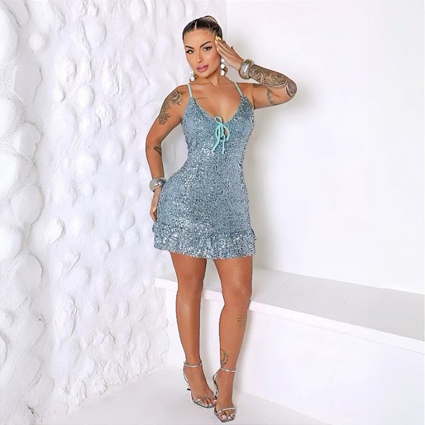 Vestido Party Nights em tecido com brilho e babados Azul Claro
