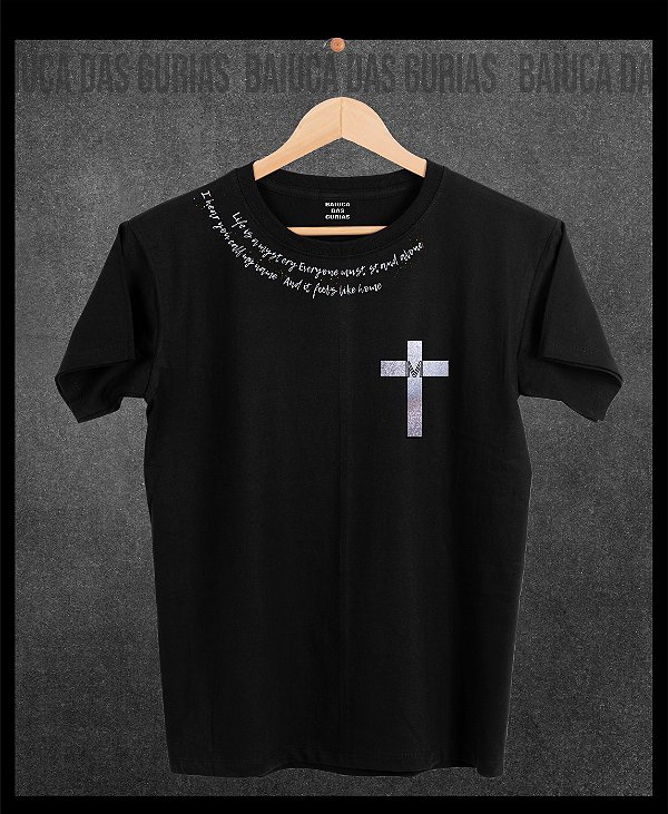 T-Shirt Madonna Cruz gola