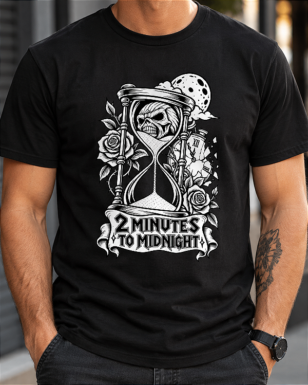Camiseta Iron Maiden - 2 Minutes to Midnight (manga com / sem paetê)