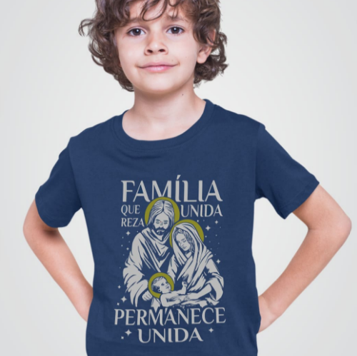 Camiseta Infantil Família que Reza Unida Azul