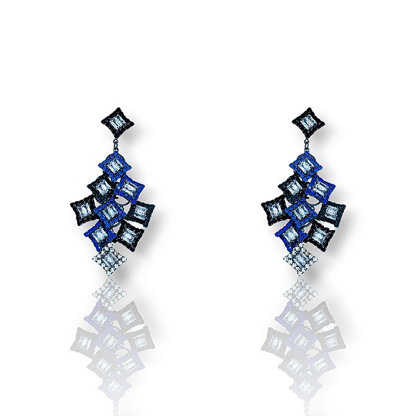 Brinco Semijoia Folheado a Ródio Negro com Zircônia: Luxo e Brilho Deslumbrantes