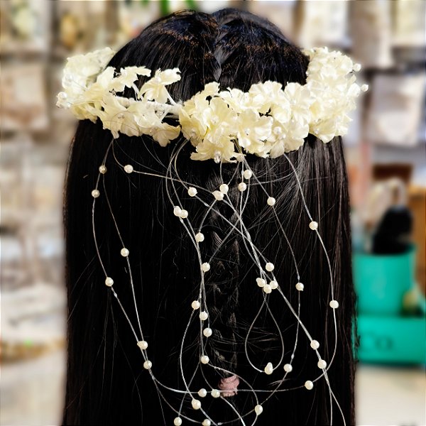 Coroa Floral para Noiva com Pérolas