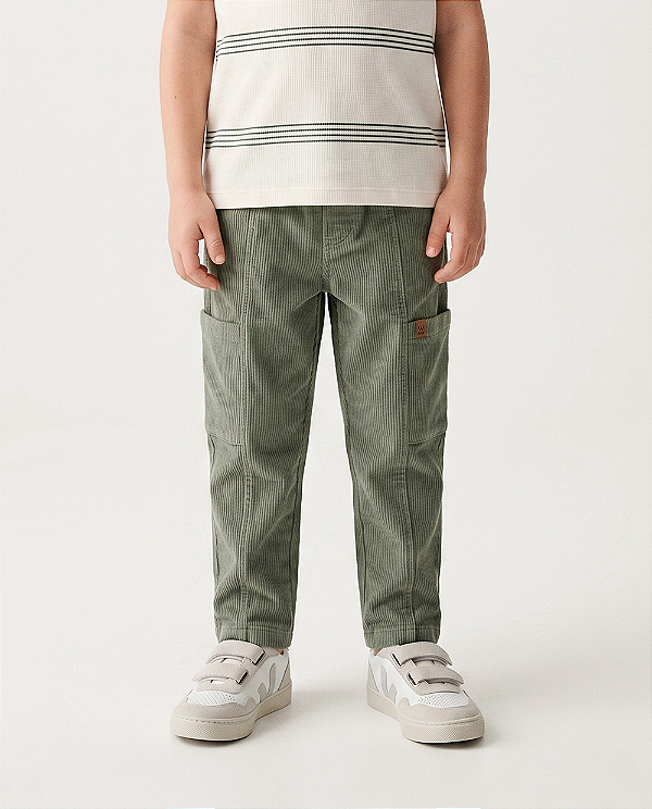 Calça cotelê Verde
