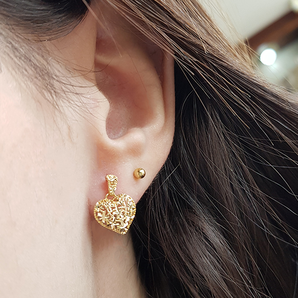 Brinco Coração Pequeno Diamantado Ouro 18k