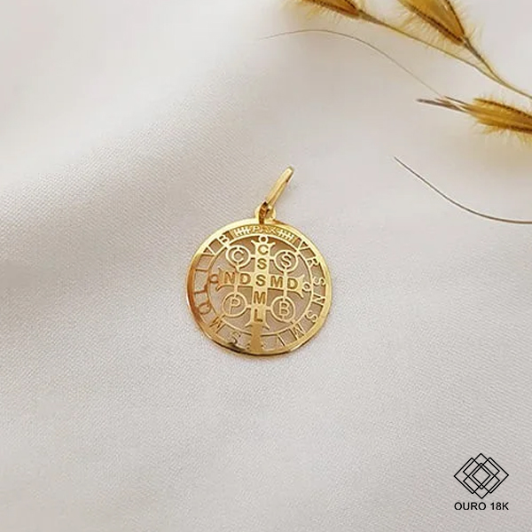 Pingente São Bento Ouro 18k