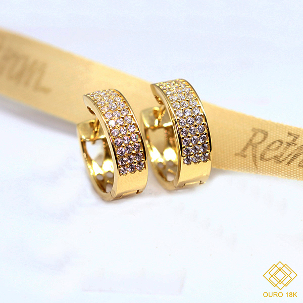 Brinco Argola Média Ouro 18k Zircônias