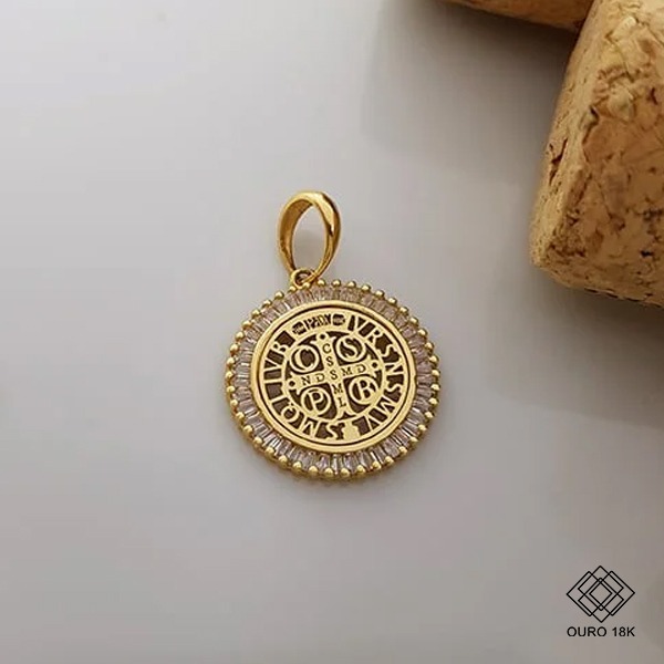 Pingente São Bento Médio Ouro 18k