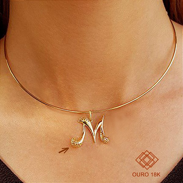 Pingente Letra M Filigrana Ouro 18k