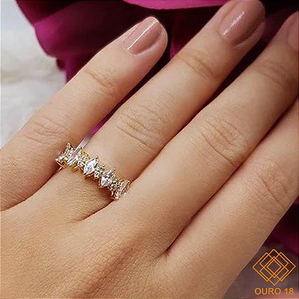 Anel Navete Ouro 18k Zircônias Brancas