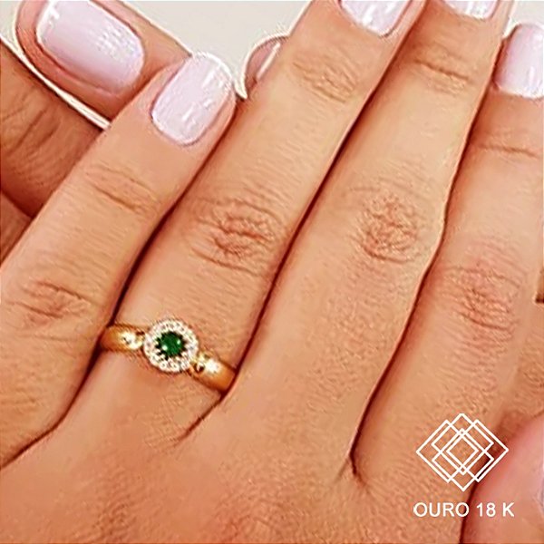 Anel Formatura Nutrição Ouro 18k Zircônias - Sem emblema