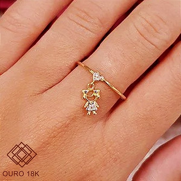 Anel com Pingente Menina Ouro 18k