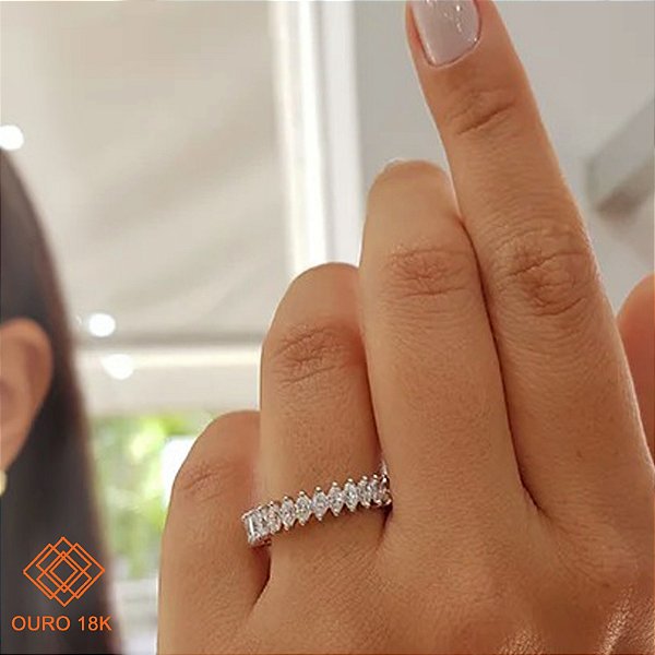 Anel Navete Inteira Ouro Branco 18k Brilhante Moissanite