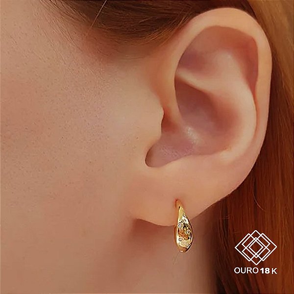 Brinco Meia Argola Ouro 18k Diamante