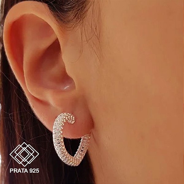 Brinco Meia Argola Coração Prata 925