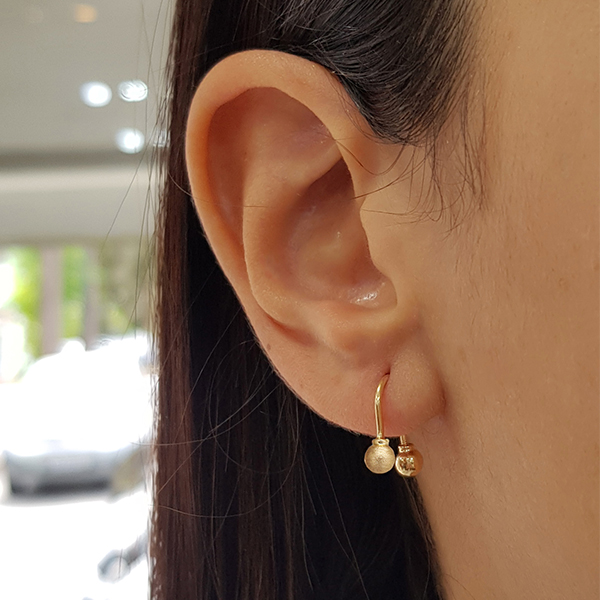 Brinco Anzol Ouro 18k