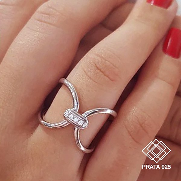 Anel "X" Prata 925 Zircônias
