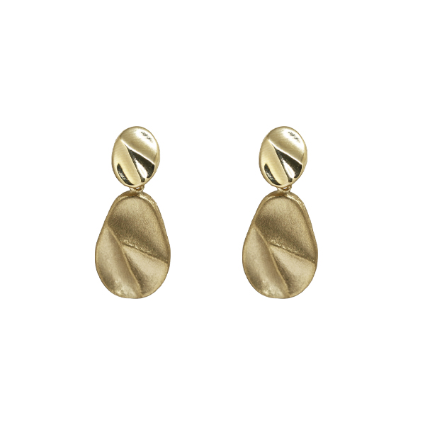 Brinco Oval Ouro 18k