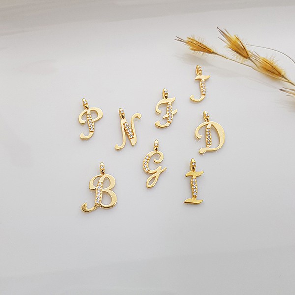 Pingente Letra D Ouro 18k Zircônia