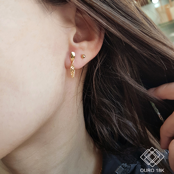 Brinco Filigrana Torcido Ouro 18k