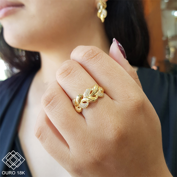 Anel Curvas Ouro 18k Zircônias