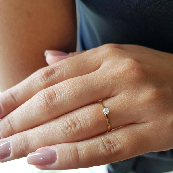 Anel Solitário Ouro 18k Diamante 12pts