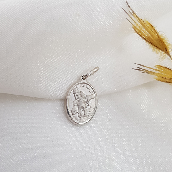 Pingente São Miguel Arcanjo em Prata 925