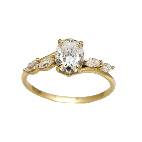 Anel Solitário em Ouro 18k com Moissanite