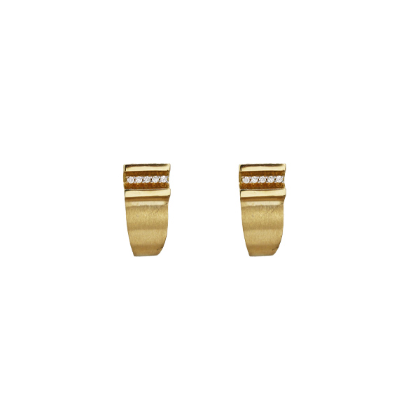 Brinco Fosco em Ouro 18k e Diamante
