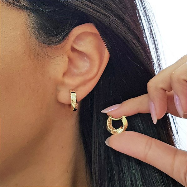 Brinco Argola em Ouro 10k