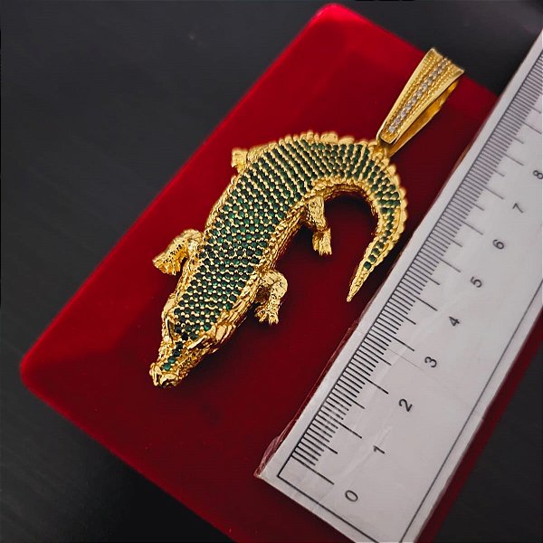 Pingente Jacaré Cravejado G - Banhado a Ouro 18k