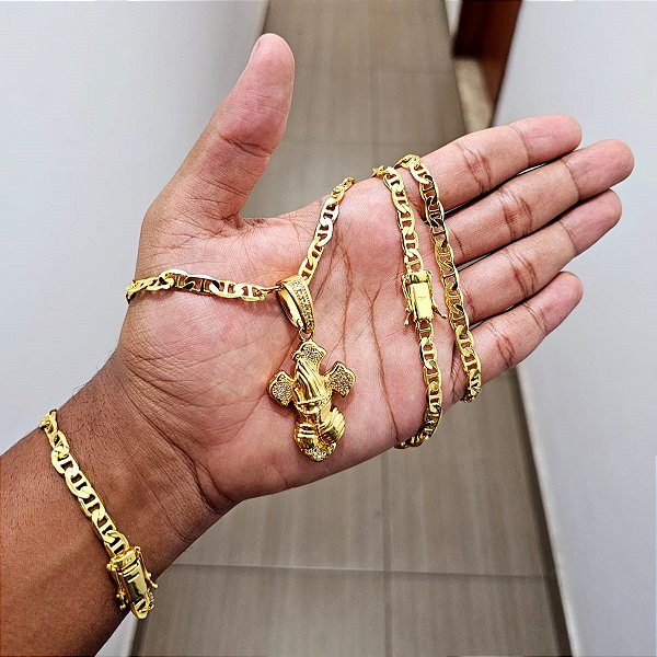Corrente + Pulseira Piastrine 6mm Fecho Gaveta Duplo 750 + Pingente mão oração com terço Cravejado  - Banhado a Ouro 18k