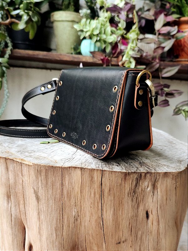 Bolsa Rock Em Couro Preto